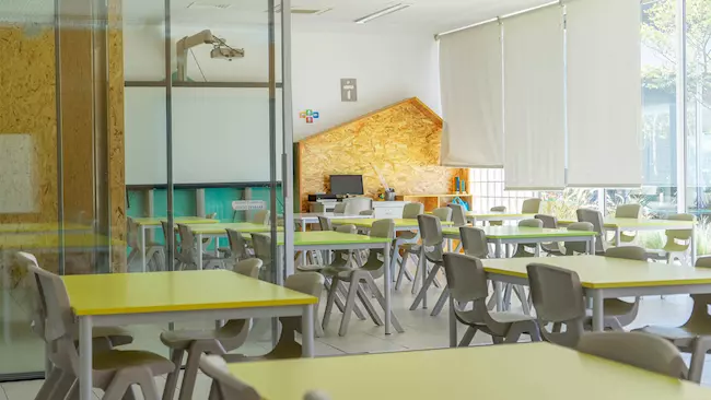11_pedro_arrupe_salas_aula_10_iyc8uu85f8.jpg